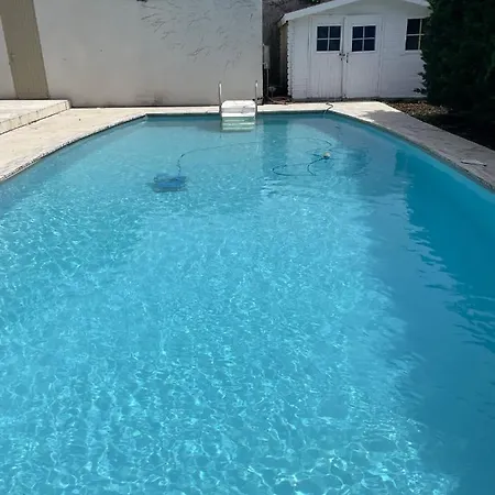 Grande Maison Avec Piscine Chauffee